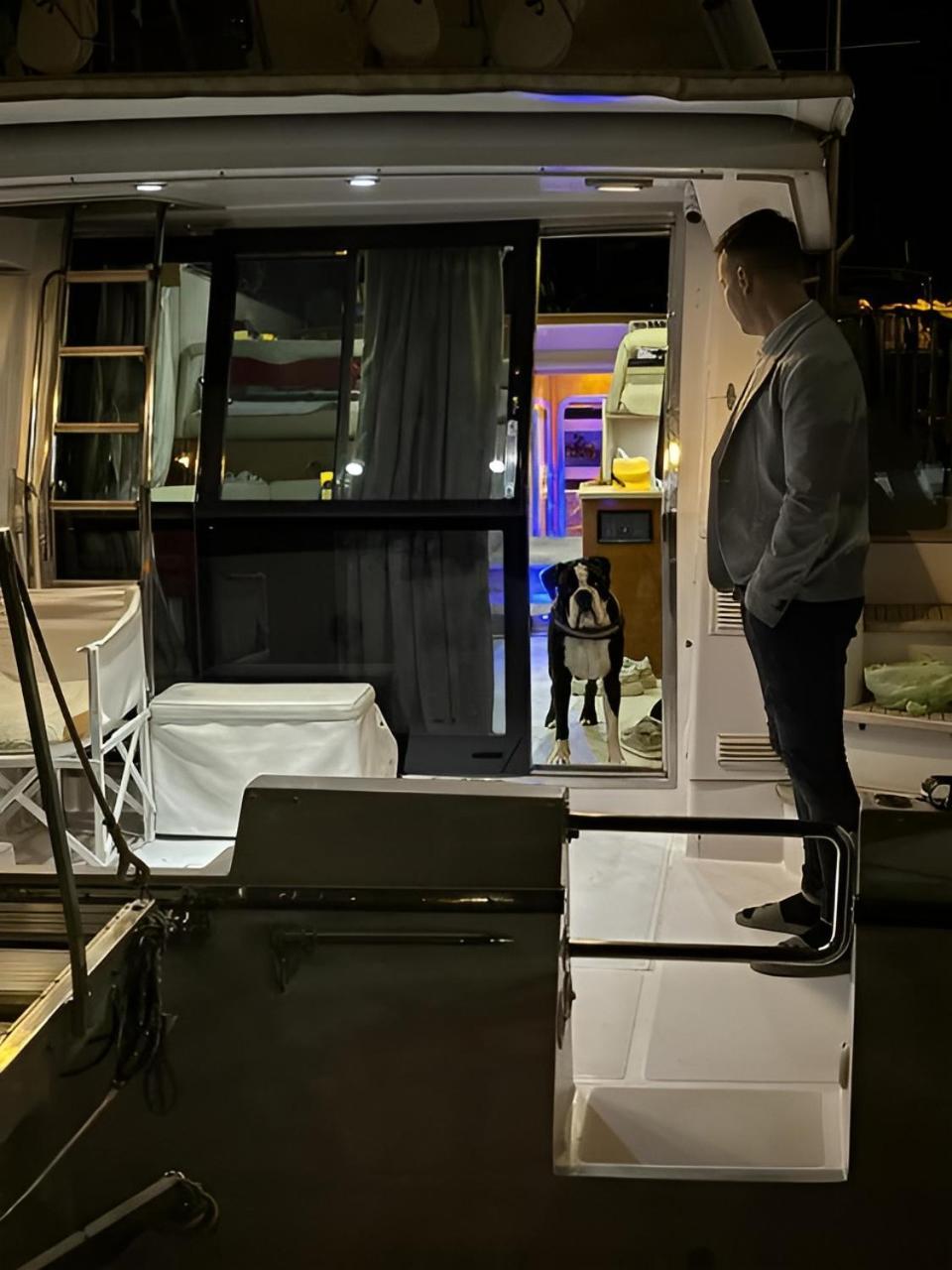 Luxury Yacht - Lex Of The Seas Hotel Сплит Екстериор снимка